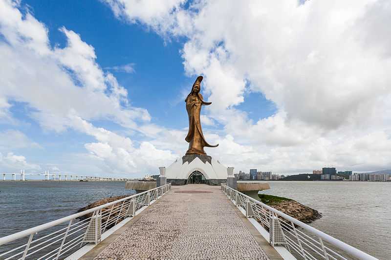 The Statue of Kun Iam